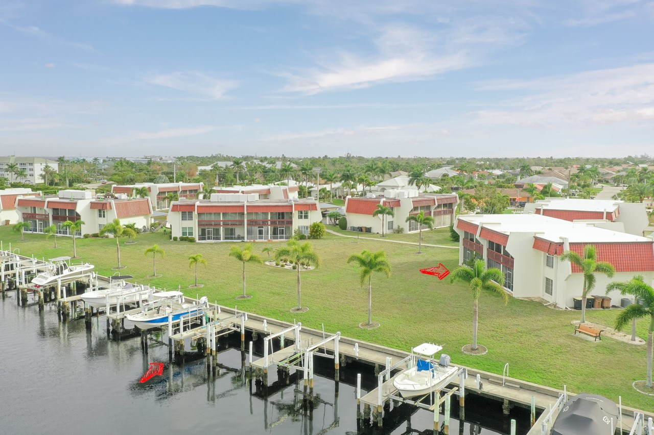 unit has a deeded boat slip